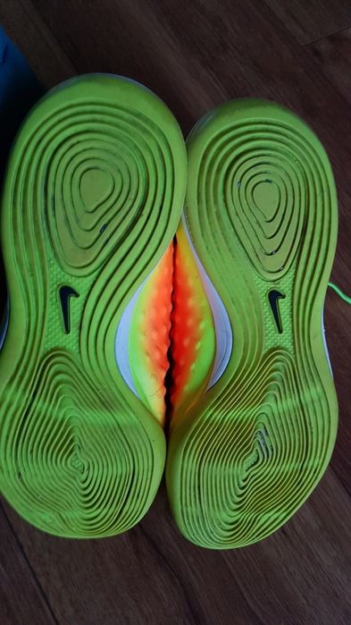 Halówki NIKE  38,5   24 cm