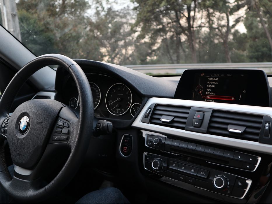 BMW 318i (136cv) - 2016