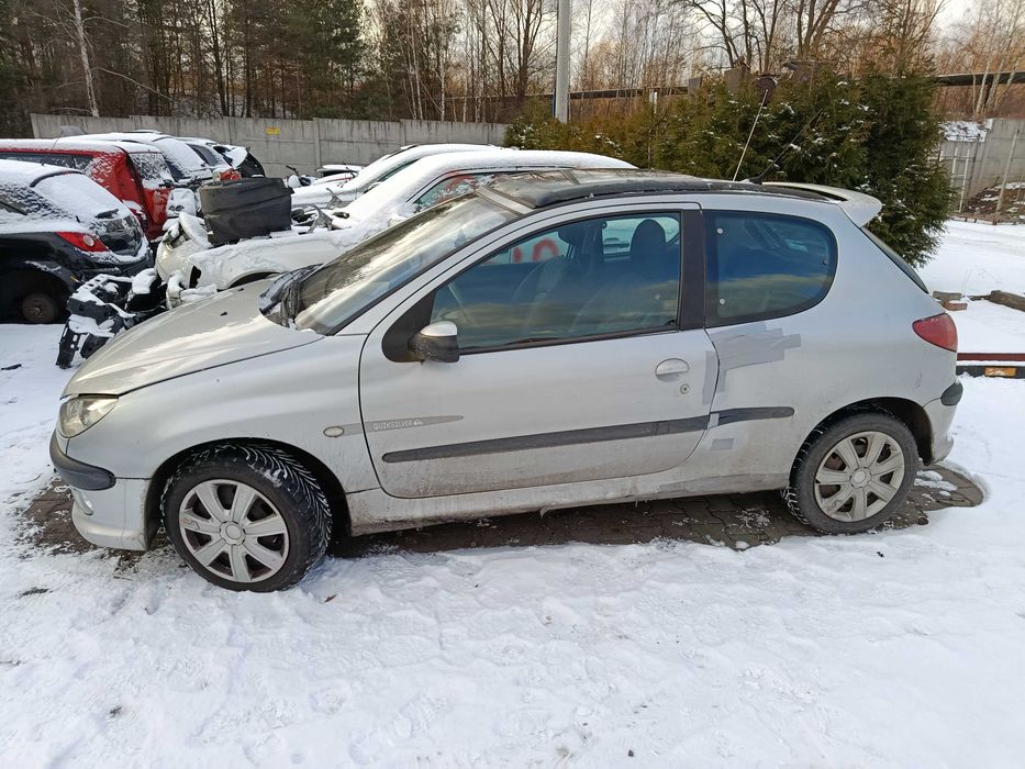 Peugeot 206 1.6b 2002r QUIKSYLVER Szyberdach NA CZĘŚCI