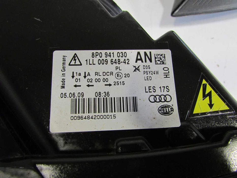 Lampa lampy przednia przód audi a3 8p lift xenon