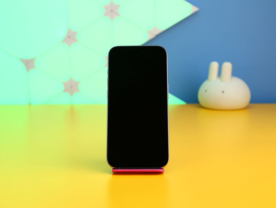 Смартфон Apple iPhone 15 Pro 128GB White (175014) Б/У З ГАРАНТІЄЮ