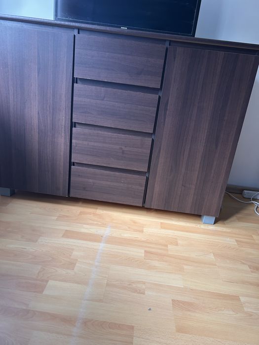 Komoda brązowa w dobrym stanie