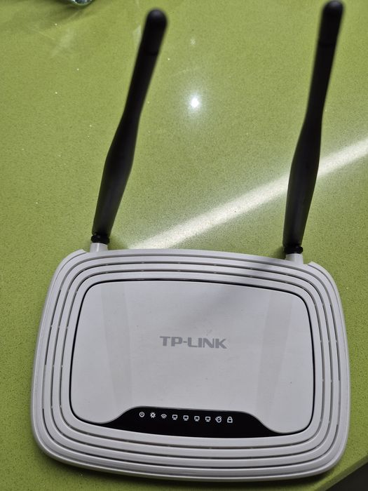 Router wireless TP-LINK TL-WR841N 300Mbps