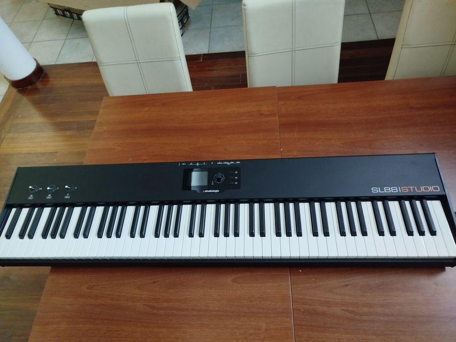Piano Studiologic SL88 Studio