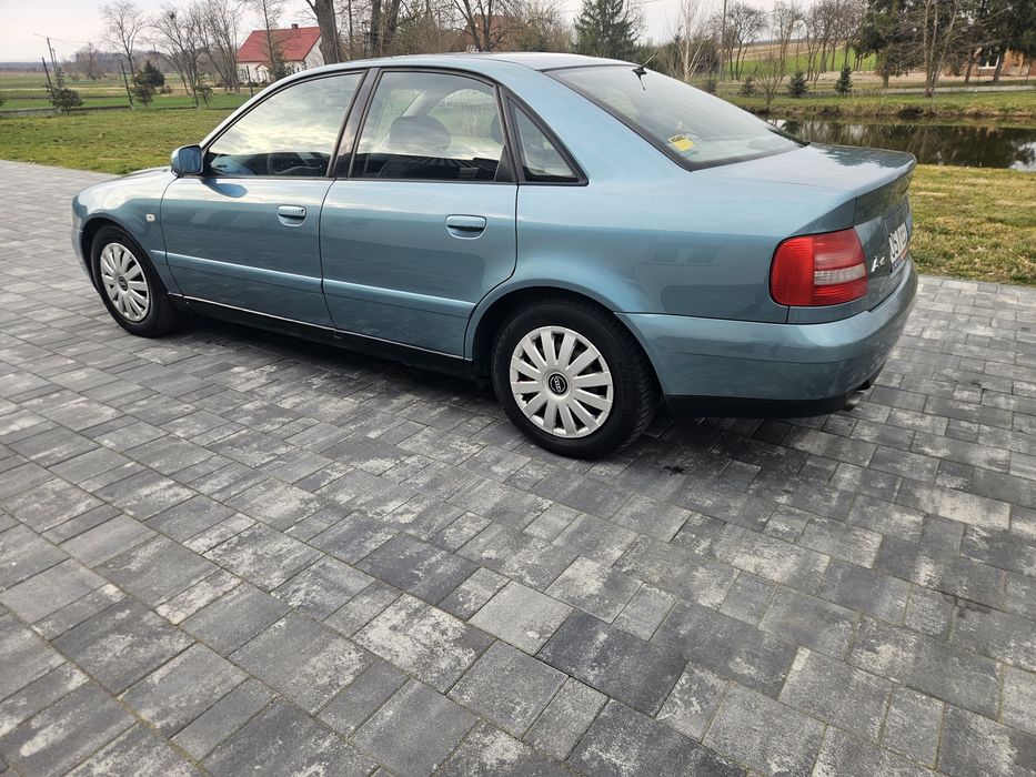 Audi A4 B5 1.6 benzyna lift, sedan, climatronic