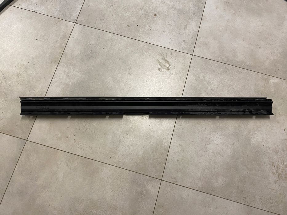 vw t5 caravelle roleta szyby lewy tył 7h3861329