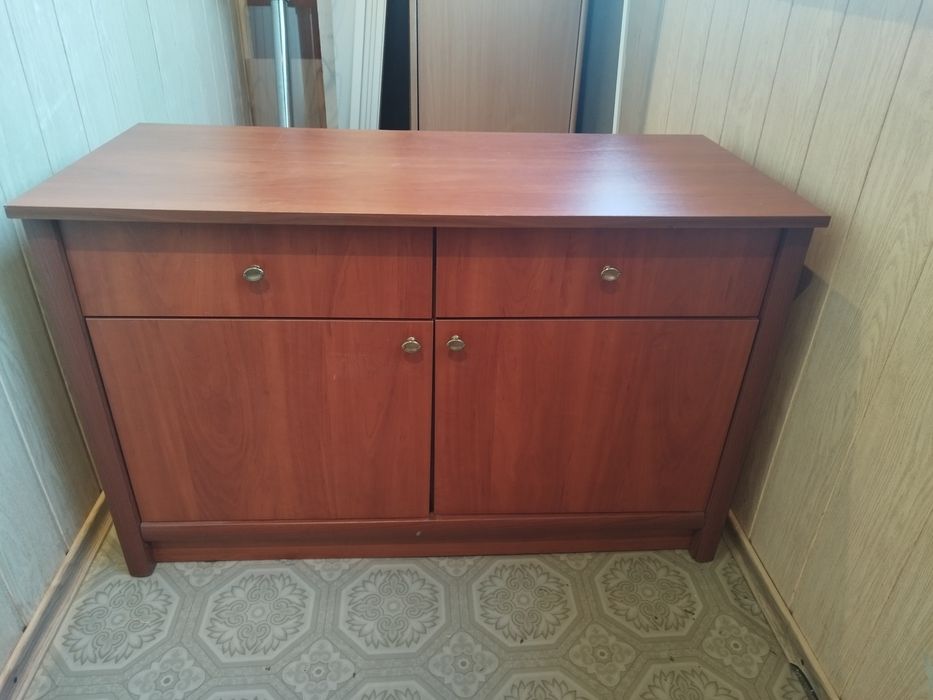 Продам комод 1200 грн.