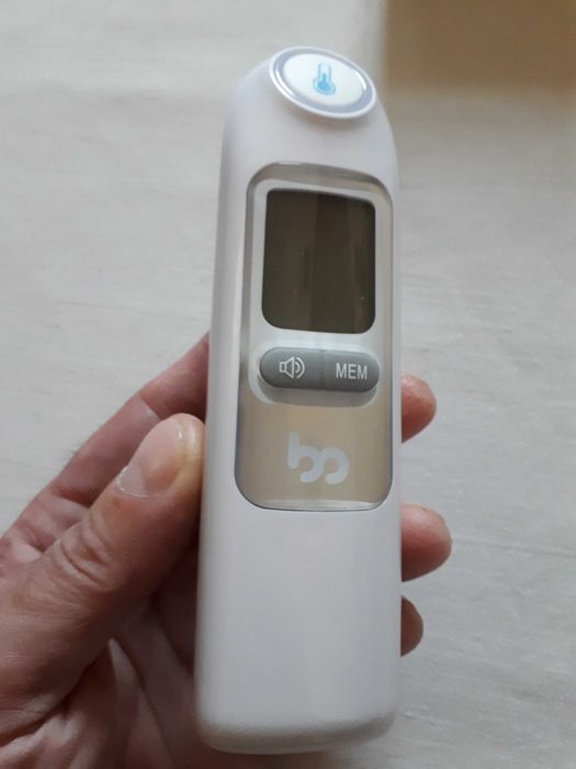 Безконтактний інфрачервоний вушний термометр Joytech DET-1015