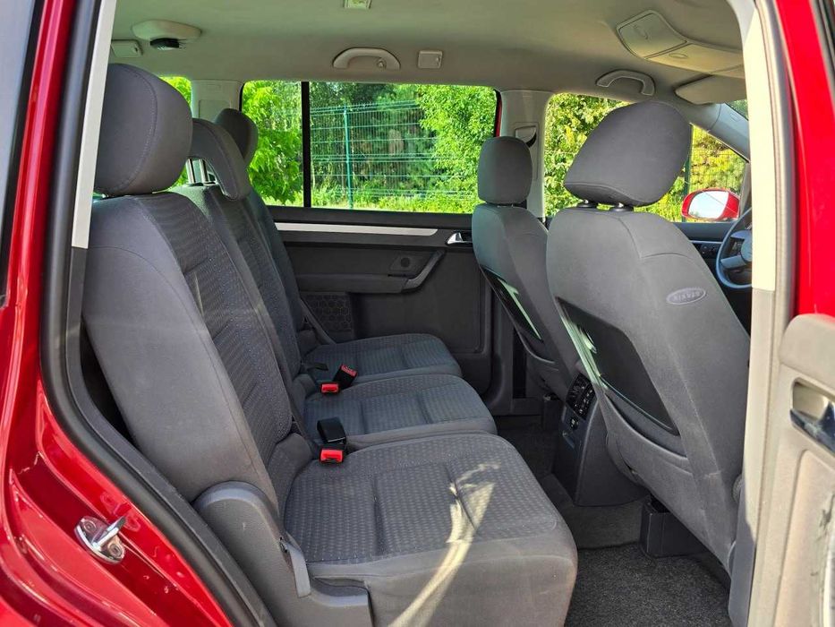 Продам Volkswagen Touran 2003. Можна в розстрочку, під викуп.
