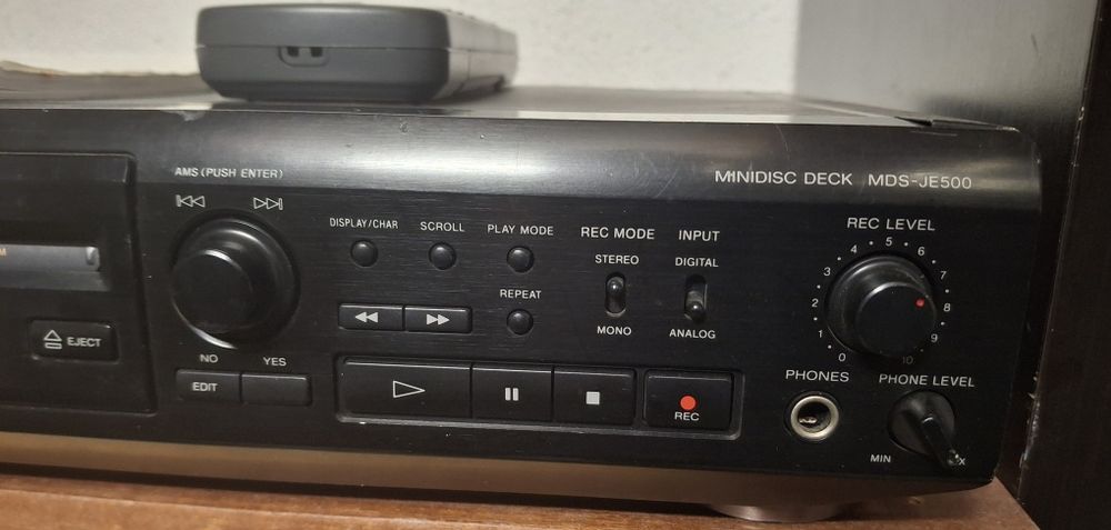 Sony MDS-JE500 minidisc deck