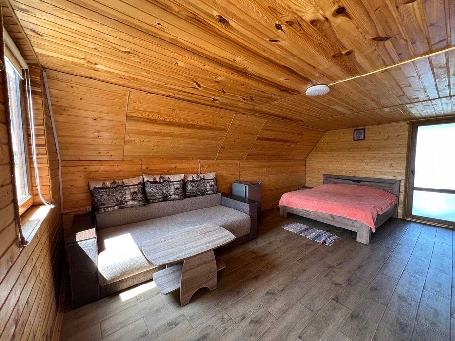 Продаж земельної ділянки 115сот з відпочинковим комплексом, с. Вовчухи