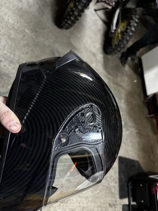 мото шолом карбон розкрас майже новий