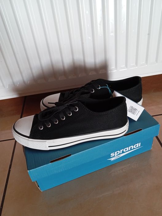 Nowe trampki sprandi 38