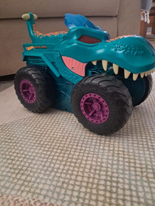 Hot Wheels Monster trucks Mega Wrex