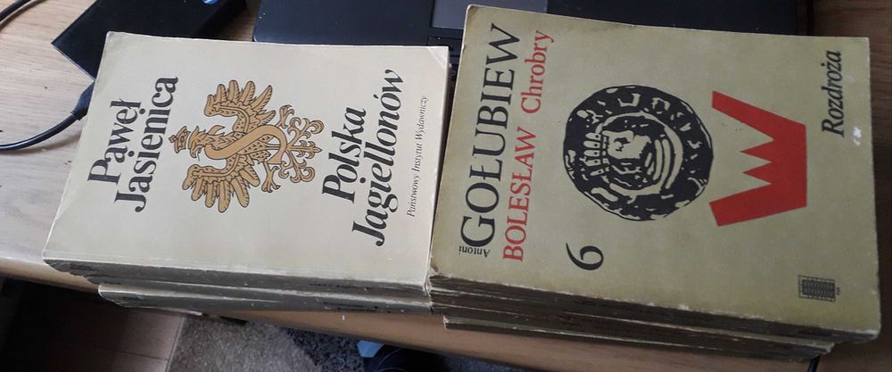 Książki Pawła Jasienicy i Antoniego Gołubiewa