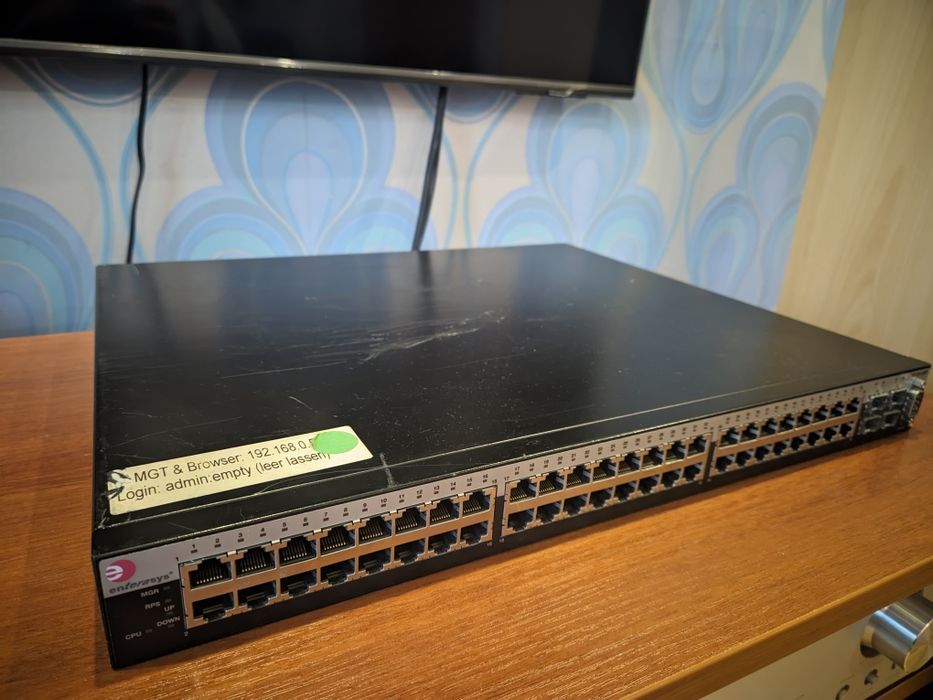 Комутатор керований 48 портів