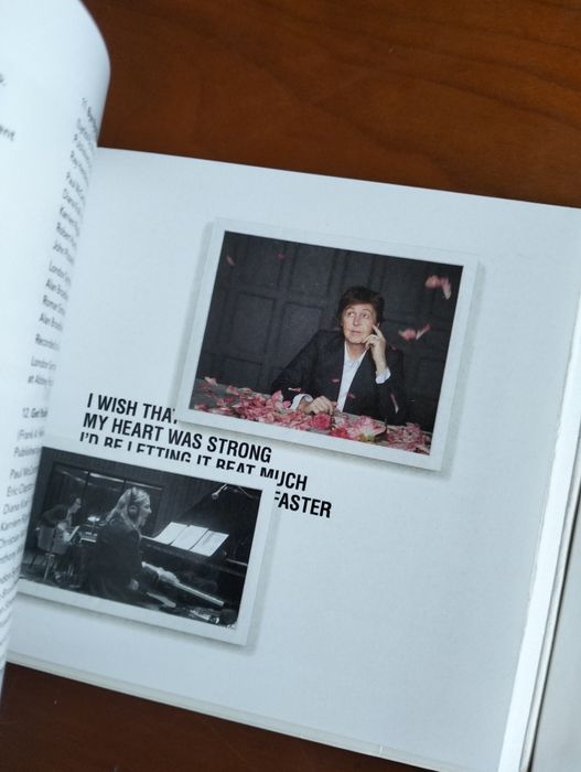 CD Paul McCartney Kisses On The Bottom'