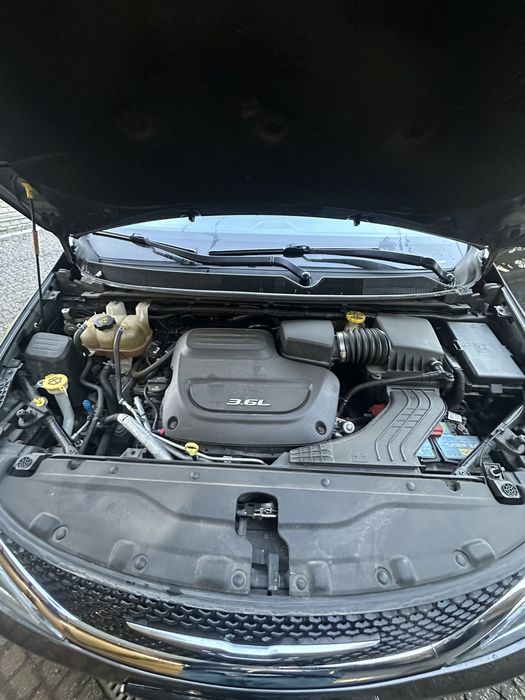 Chrysler Pacyfic 2017 rok B+G