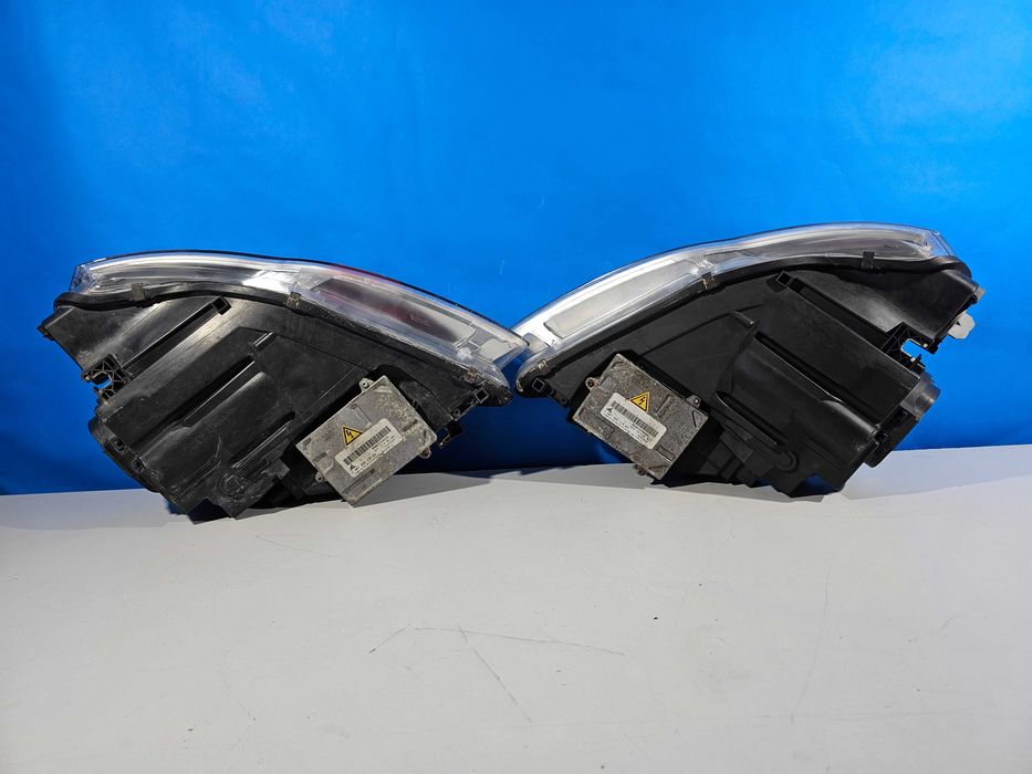 Audi A4 B7 Lampy Przód Przednie Bi-Xenon Komplet Lewa + Prawa EU Ładne