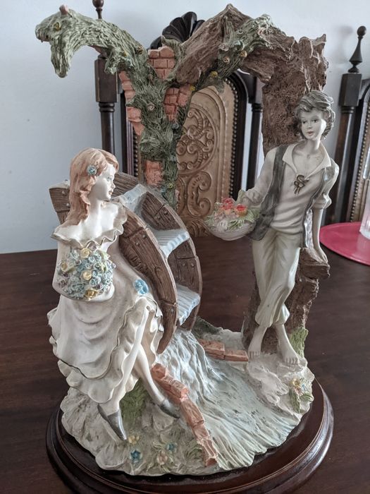 Estatueta "Os namorados"