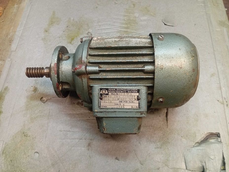 продам электродвигатель