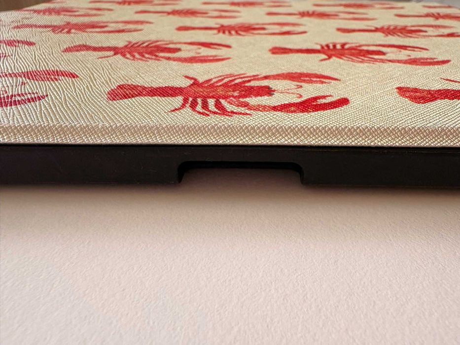 Capa iPad Air 13 polegadas - marca Burga - PRATICAMENTE NOVA