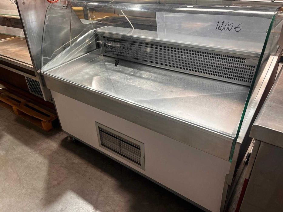 Vitrine Exposição de Peixe