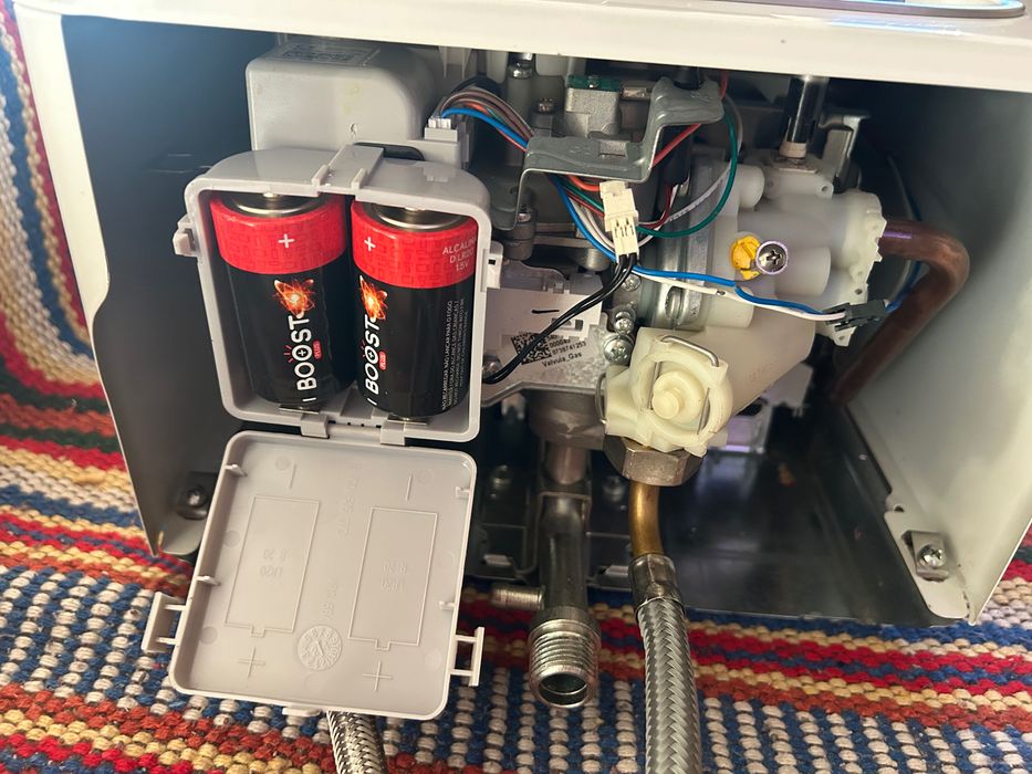 Esquentador Bosch Therm 4200 T4204 Gás Botija (10L/Atmosférico)
