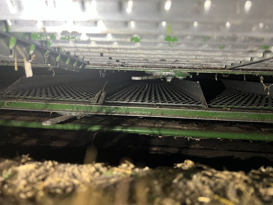 Свіжопривезений комбайн John Deere 1075 жатка 4,2м