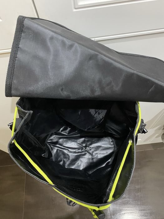 Непромокаючий рюкзак