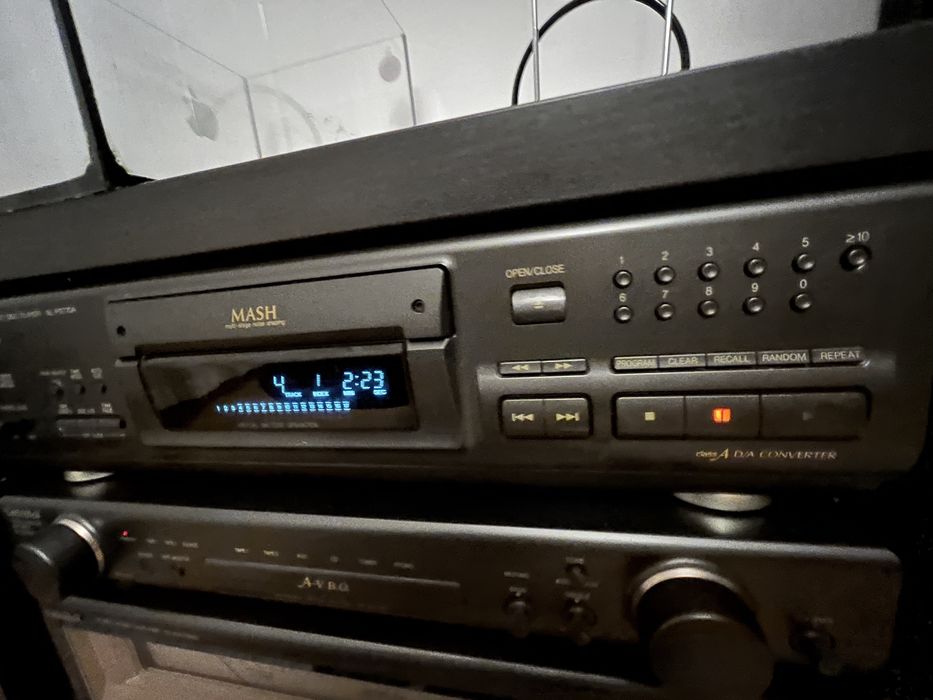 Compact disc technics 770A