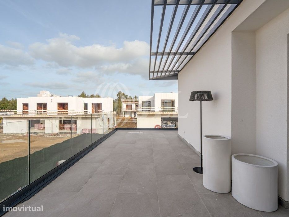 Moradia T3 com piscina, na Herdade do Meio, Setúbal