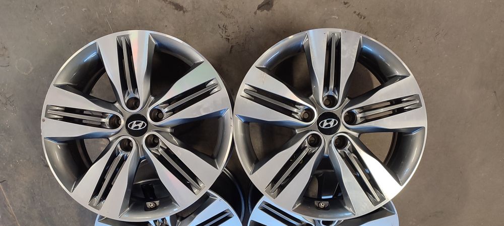 18'' 6.5J 5x114.3 Felgi używane aluminiowe Hyundai IX35