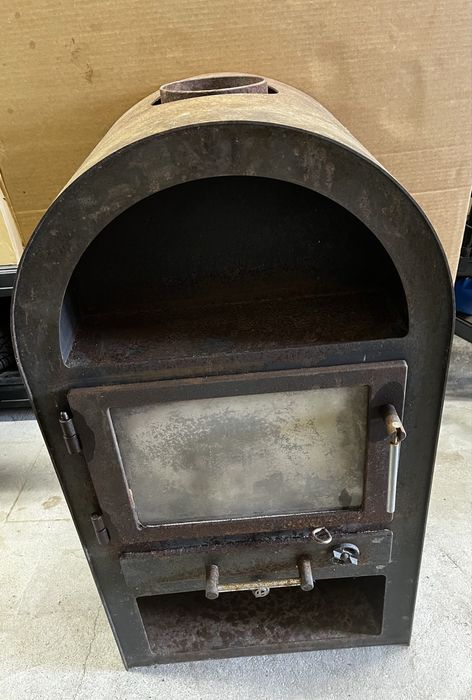 Kominek THURO 1, 6 kW