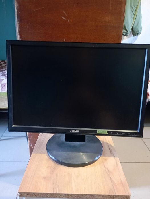 Монітор Asus VW193DB