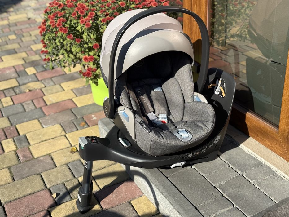 автолюлька Cybex cloud Z+ I-Size + Cybex base ISOFIX Z