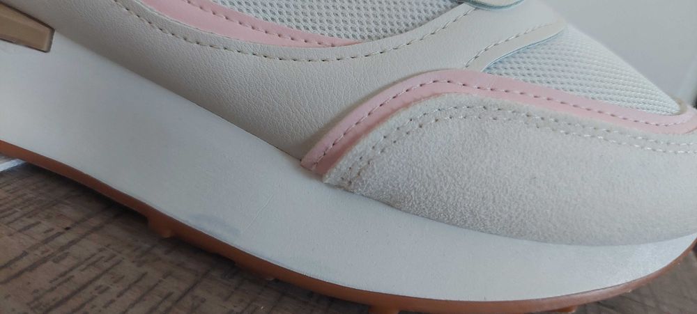 Buty sneakersy damskie Wrangler rozmiar 39