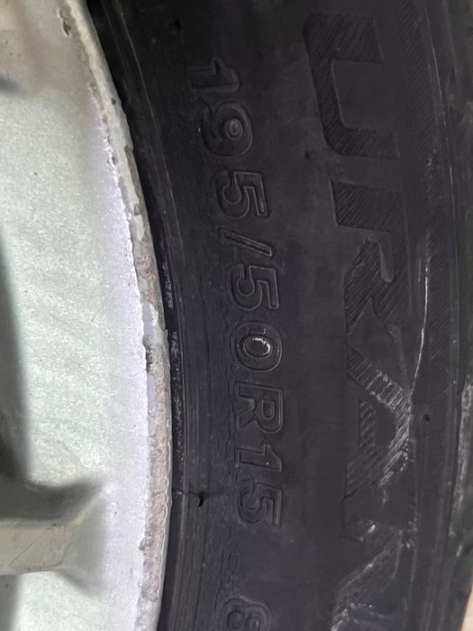 Jantes Alessio 15” 4x100 c/ Pneus 195/50 R15