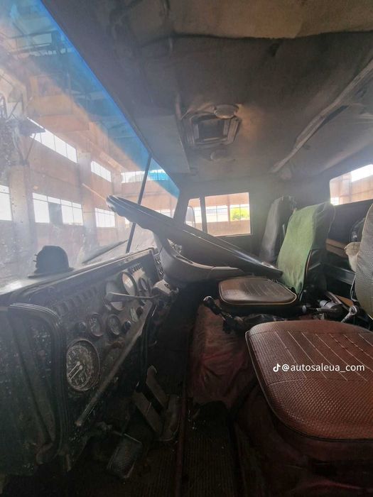 Автомобіль вантажний  Камаз 1981 року випкску