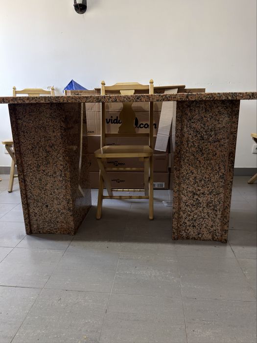 Mesa de granito 85x210 com pés
