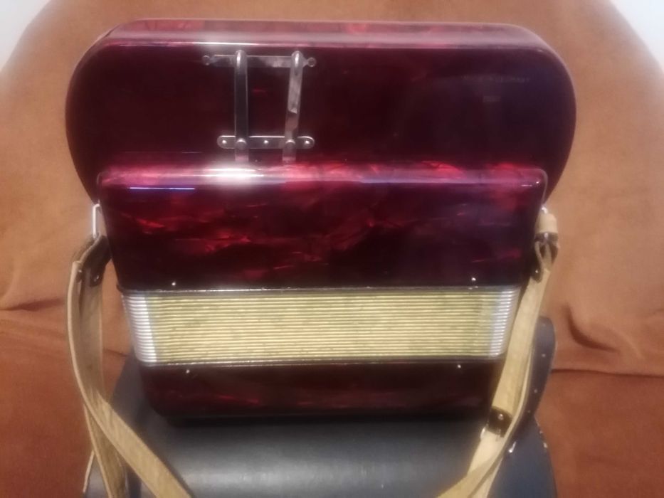 Concertina Hohner 3*Voz Em Sol dó Fá Odivelas • OLX Portugal