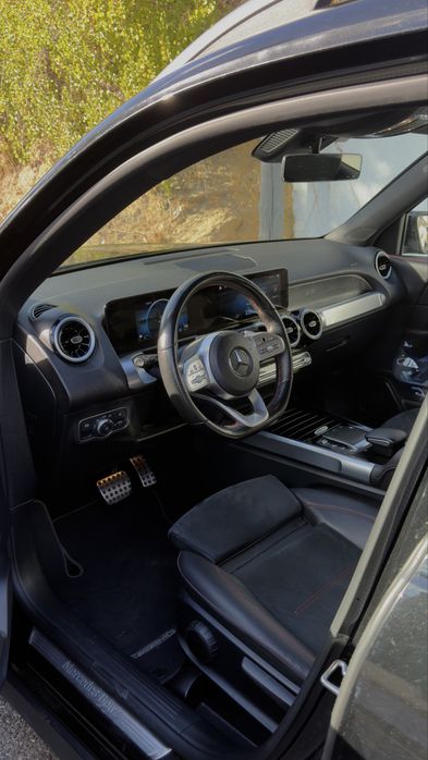 2023 Mercedes GLB200d AMG LINE