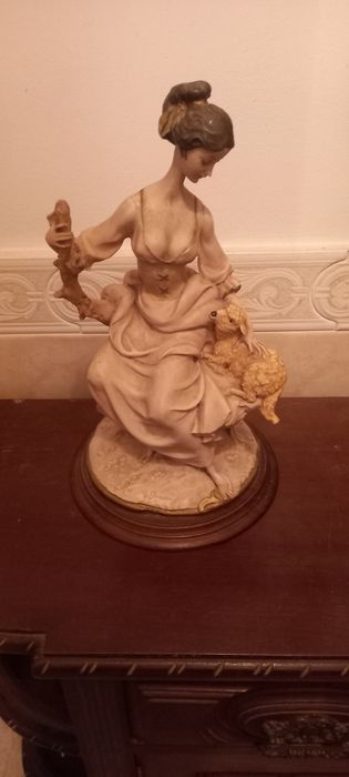 Estatuetas Marfinite