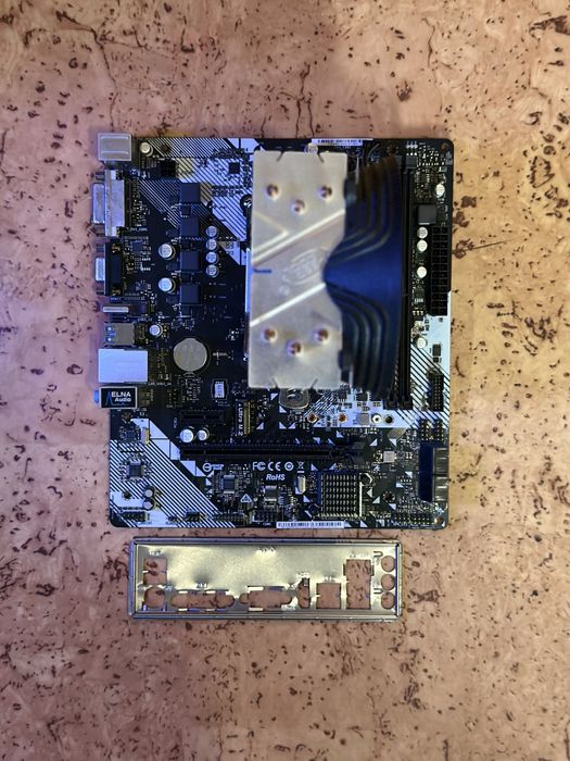 Комплект / Ryzen 5 3400G / B450M / Кулер