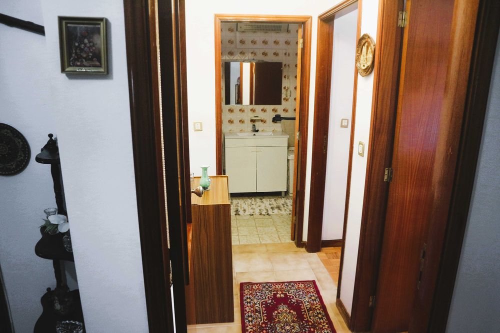 alugo quarto somente a estudantes universitarios