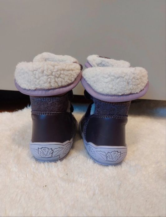 Buty zimowe 22 ocieplane kozaki 22 śniegowce buty na zime na rzep 22