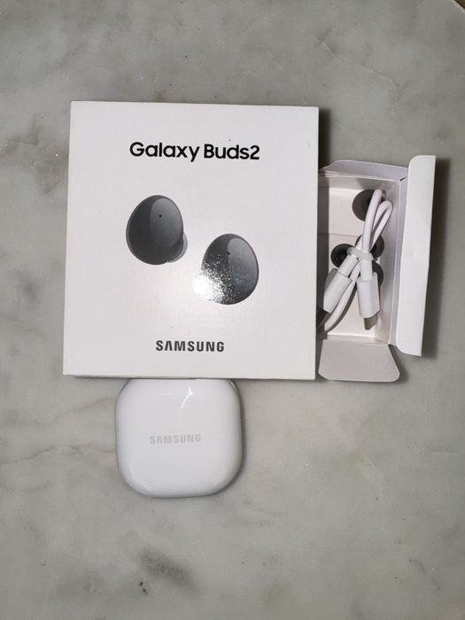 Samsung Buds 2 - jak nowe