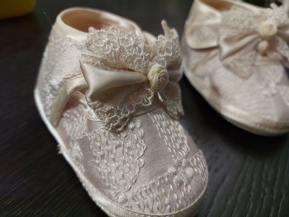 Sapatos bebé novos