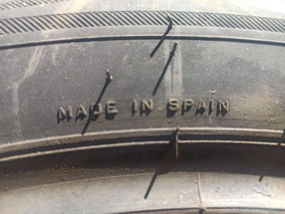 Шини Bridgestone LM-80 215/60R17 пара