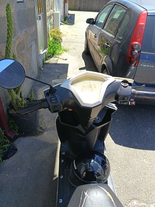 Scooter elétrica